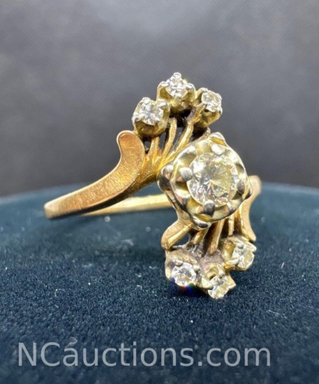 14k Gold Diamond Ring 3.77 Grams Size 8.5