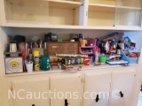 Dinning room contents