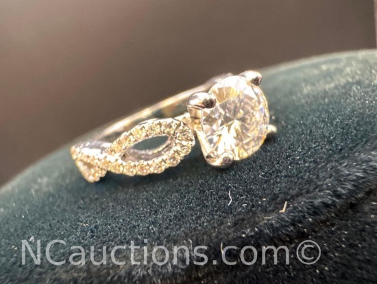 Sterling Silver Moissanite Diamond Ring 3.05 Grams Size 5