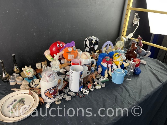 misc collectibles Padres Coca Cola MnM etc