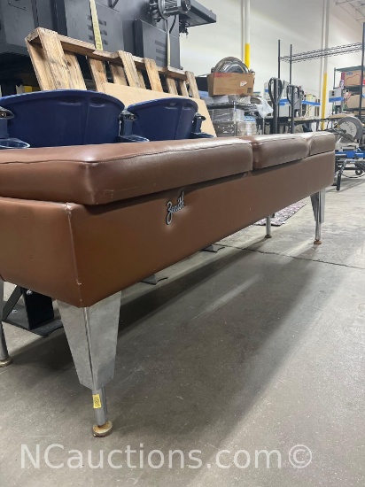Zenith Retro massage Table