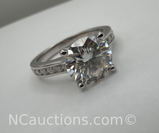Sterling Silver Moissanite Diamond Ring 3.71 Grams Size 9