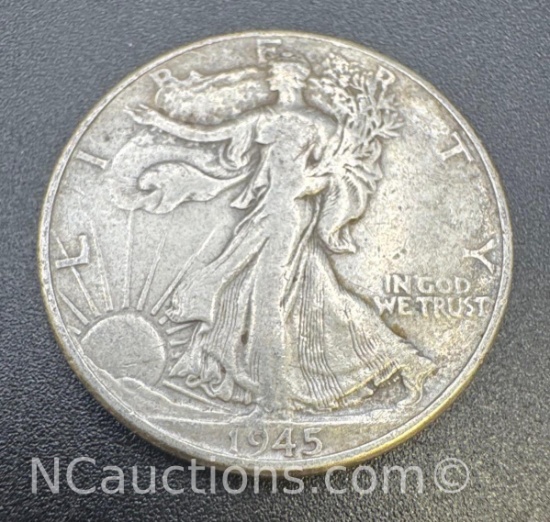 1945 Walking Liberty 90% Silver Half Dollar 12.28 grams