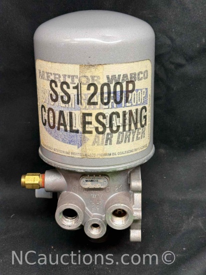 R955068 MERITOR WABCO AIR DRYER ASSEMBLY