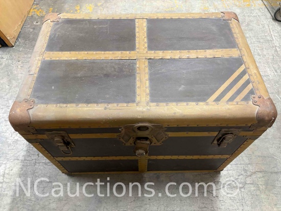 antique chest 32 x 21 x 23 tall