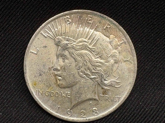 1923 P Peace Dollar 90 percent silver 26.70 grams