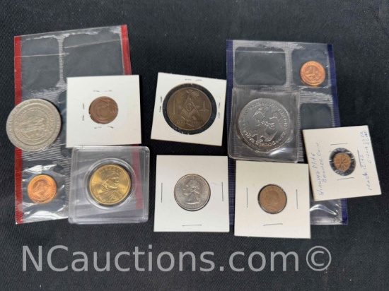 Assortment of Collectible Coins Sacagawea Dollar, Ronald Reagan Double Eagle more