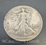 1942 Walking Liberty 90% Silver Half Dollar Coin 12. Grams