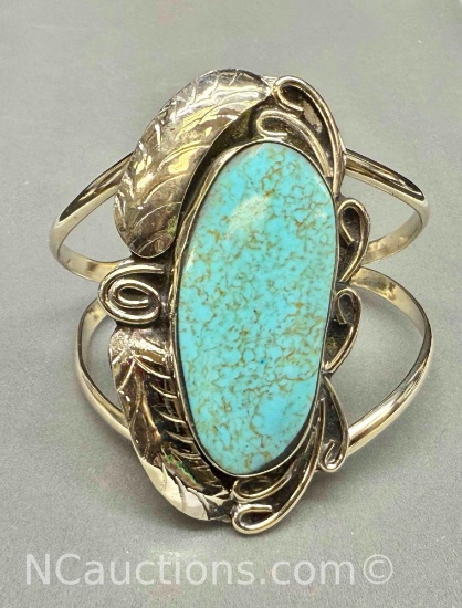 Turquoise Native American Navajo Cuff Bracelet