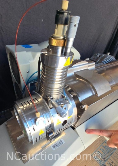 mass spectrometer