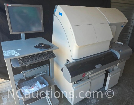 Unicel DxI 800 Access Immunoassay System with PC and Software