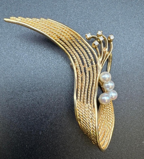 14kt Gold Diamond Pearl Brooch Pin 9.7 Grams