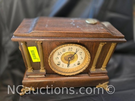 Small Wooden Mantle Clock