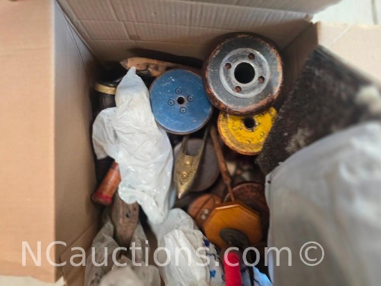 Large box of Loom Tools Parts etc.