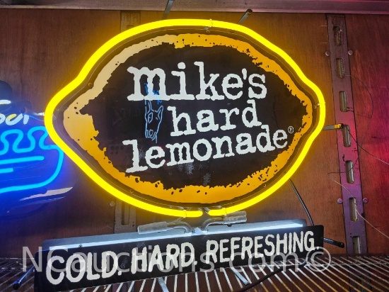 Mikes Hard Lemonade Bar Neon Sign Loc: Stor