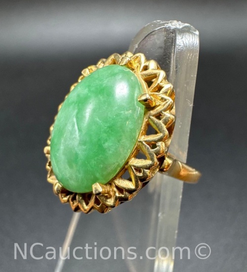 14kt Gold Emerald Floral Design Ring