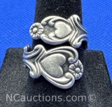 Avon Sterling Silver Heart Ring 5 Grams Size 6