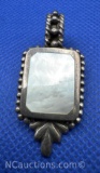 Sterling Silver Mother Of Pearl Pendant 11 grams