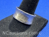 Sterling Silver Hammered Band Ring 5 Grams Size 8.5