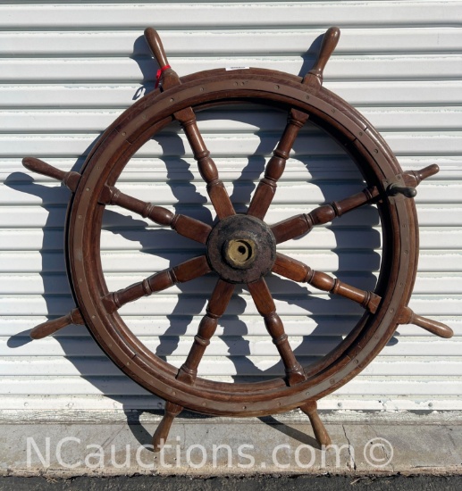 Vintage Boat steering wheel 41 inch in diameter