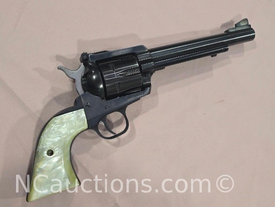 ruger .357 magnum super blackhawk six-shot, single-action revolver serial 32-54509 W/ Softcase