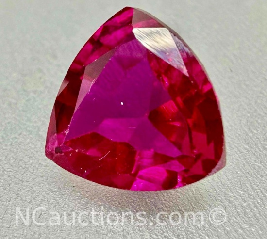 9.3ct Amazing Trillion Cut Pink Sapphire Gemstone, Magnificent!
