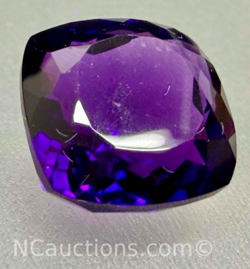 11.6g Purple Amethyst Cushion cut Gemstone , an amazing specimen