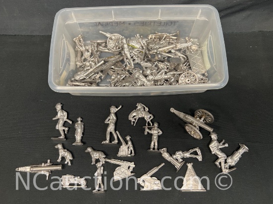 collection of vintage lead toy soldiers and military miniatures approx 65