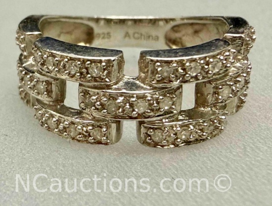 925 Sterling Silver Diamond Ring Sz.6 3.5 grams