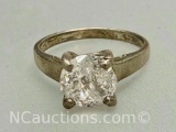 925 Sterling silver gemstone ring 2.9 grams sz7