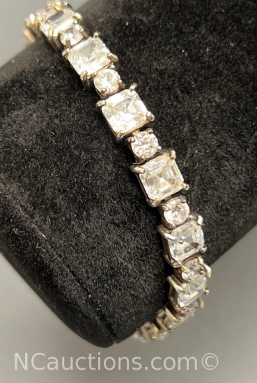 Sterling silver 925 Statement bracelet 20 grams Signed Thailand