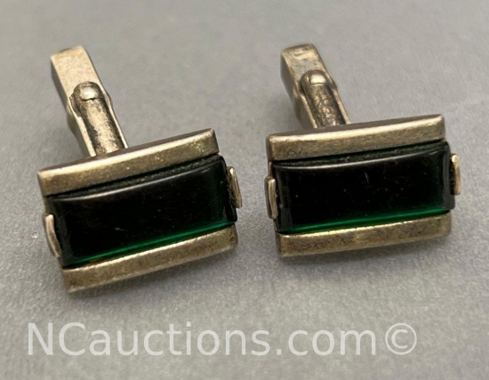 Sterling silver 925 Cufflinks 10 grams Signed SWANK Green rectangular stones