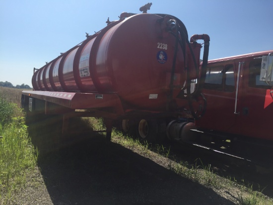 2007 Dragon vacuum tank trailer