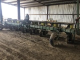 John Deere 7300 MaxEmerge 2 8 row Cotton Planter