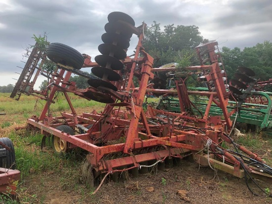 Krause 3214 24' One Pass Cultivator
