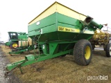 Brent 610 Grain Cart
