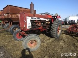 806 Farmall Tractor (Bad Motor)