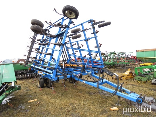 30' DMI Field Cultivator