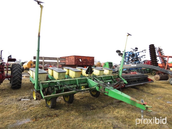 John Deere 7000 6 Row Planter