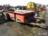 New Holland 518 Manure Spreader