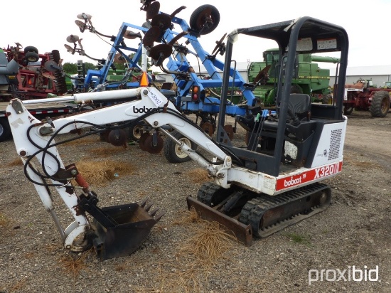 Bobcat X320 Mini-Excavator