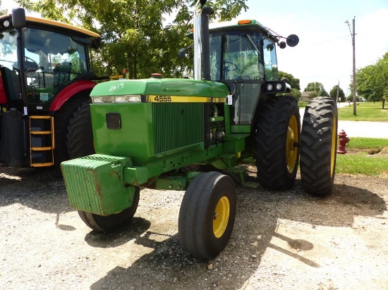 John Deere 4555 Tractor (15 Speed Powershift, 7000 Hours)