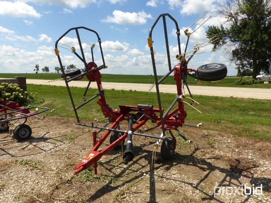 Rhino 4 Basket PT405 Manual Hay Tedder New