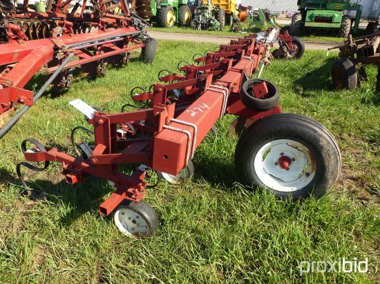 Cultivator