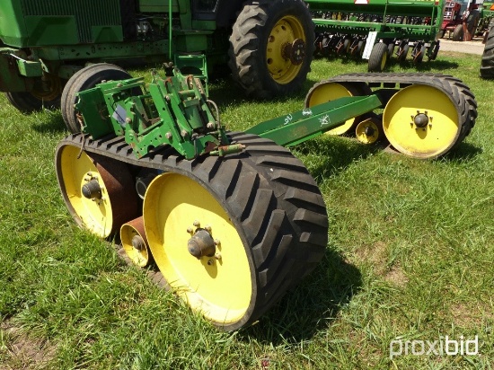 John Deere DB Planter tracks