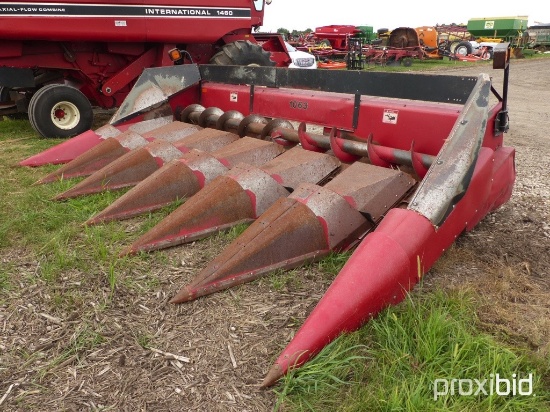 Intl. Harvester 1063 Cornhead