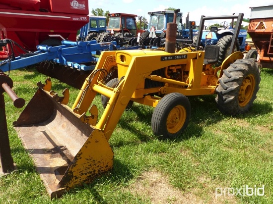 John Deere 300 Industrial Loader Tractor
