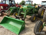 John Deere 2840 Tractor/Loader/Bale Spear/Bucket