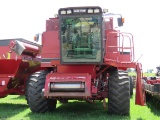 Case IH 1688 Combine