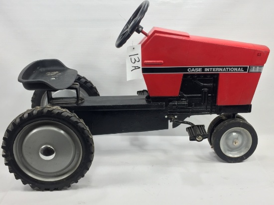 Case International Pedal Tractor